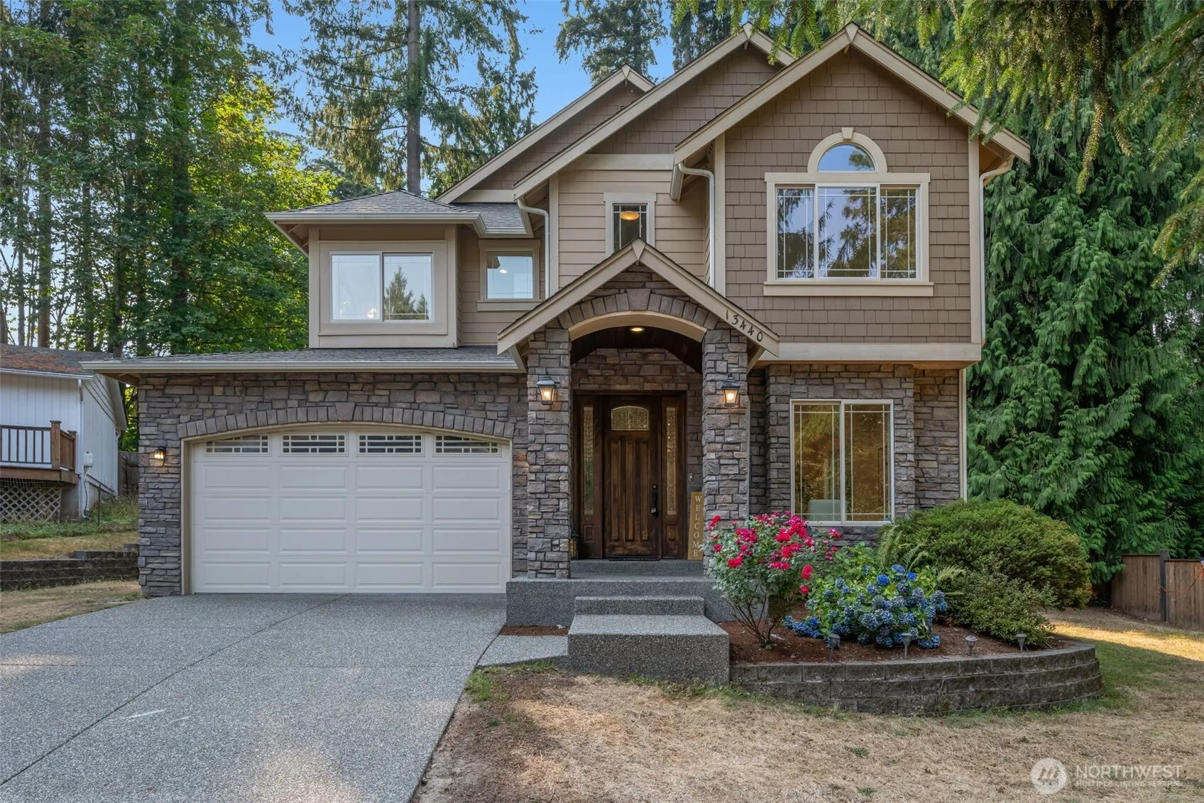 Property photo for 13440 Ne 83rd Street, Redmond