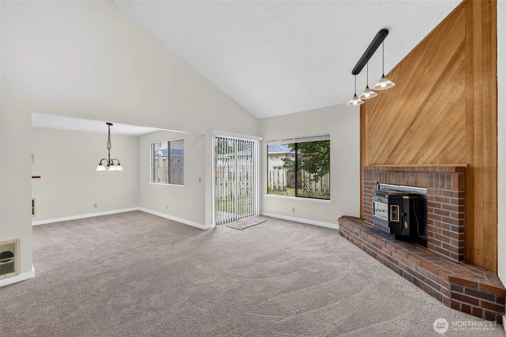 Property photo for 25028 110th Avenue Se #c, Kent photo 3