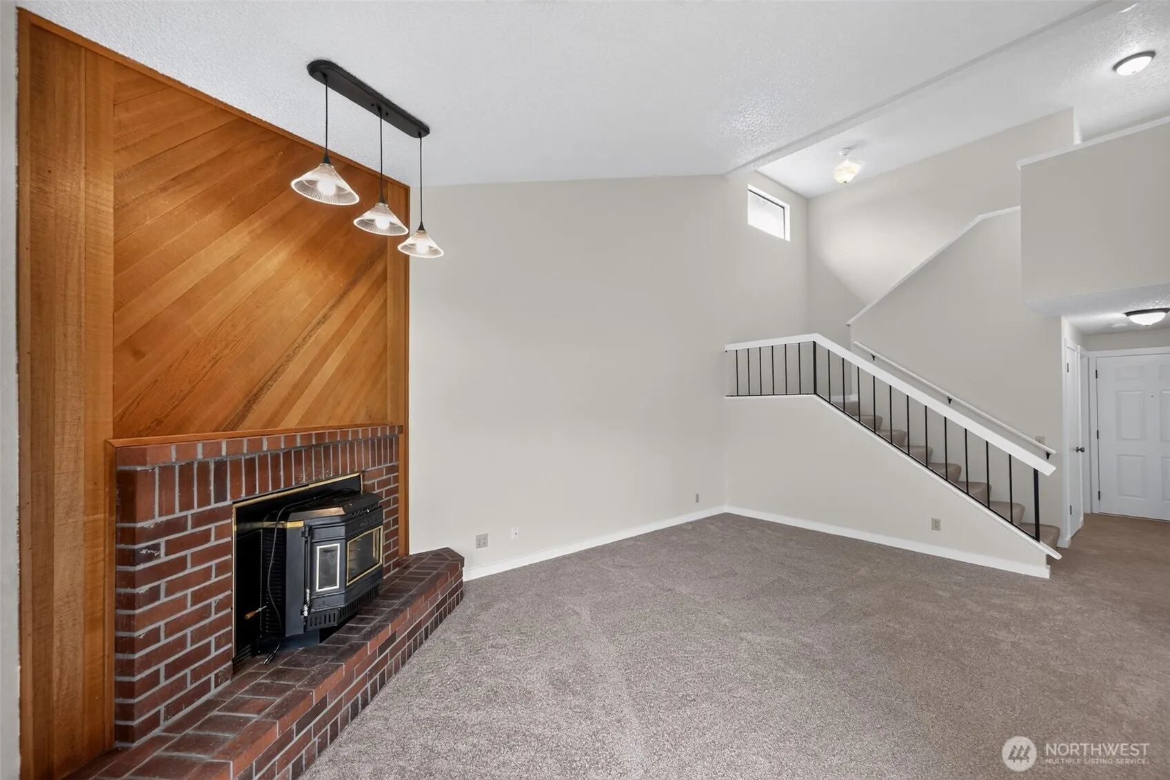 Property photo for 25028 110th Avenue Se #c, Kent photo 4