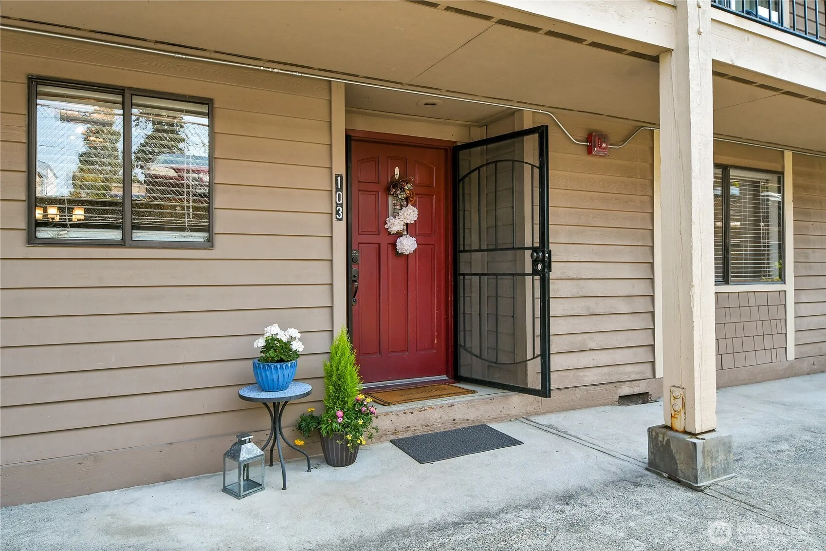 Property photo for 20131 W 61st Place #d-103, Lynnwood