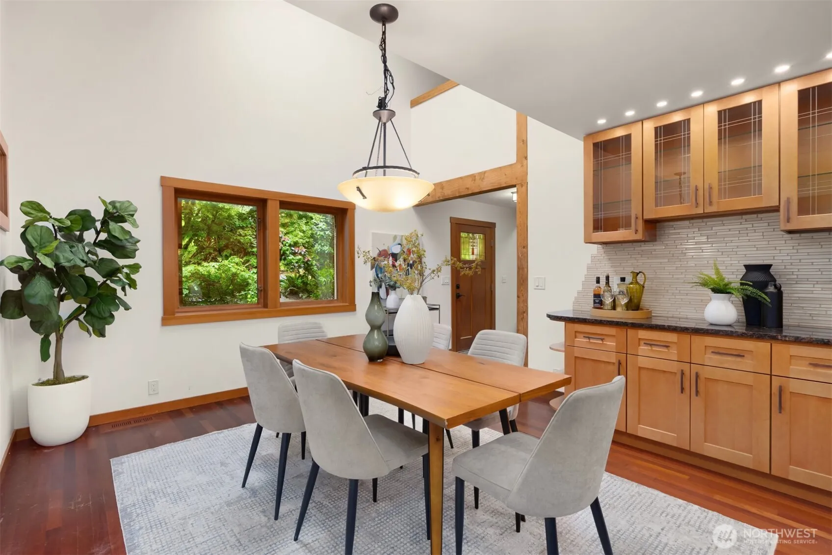 Property photo for 9641 Mandus Olson Road Ne, Bainbridge Island photo 4