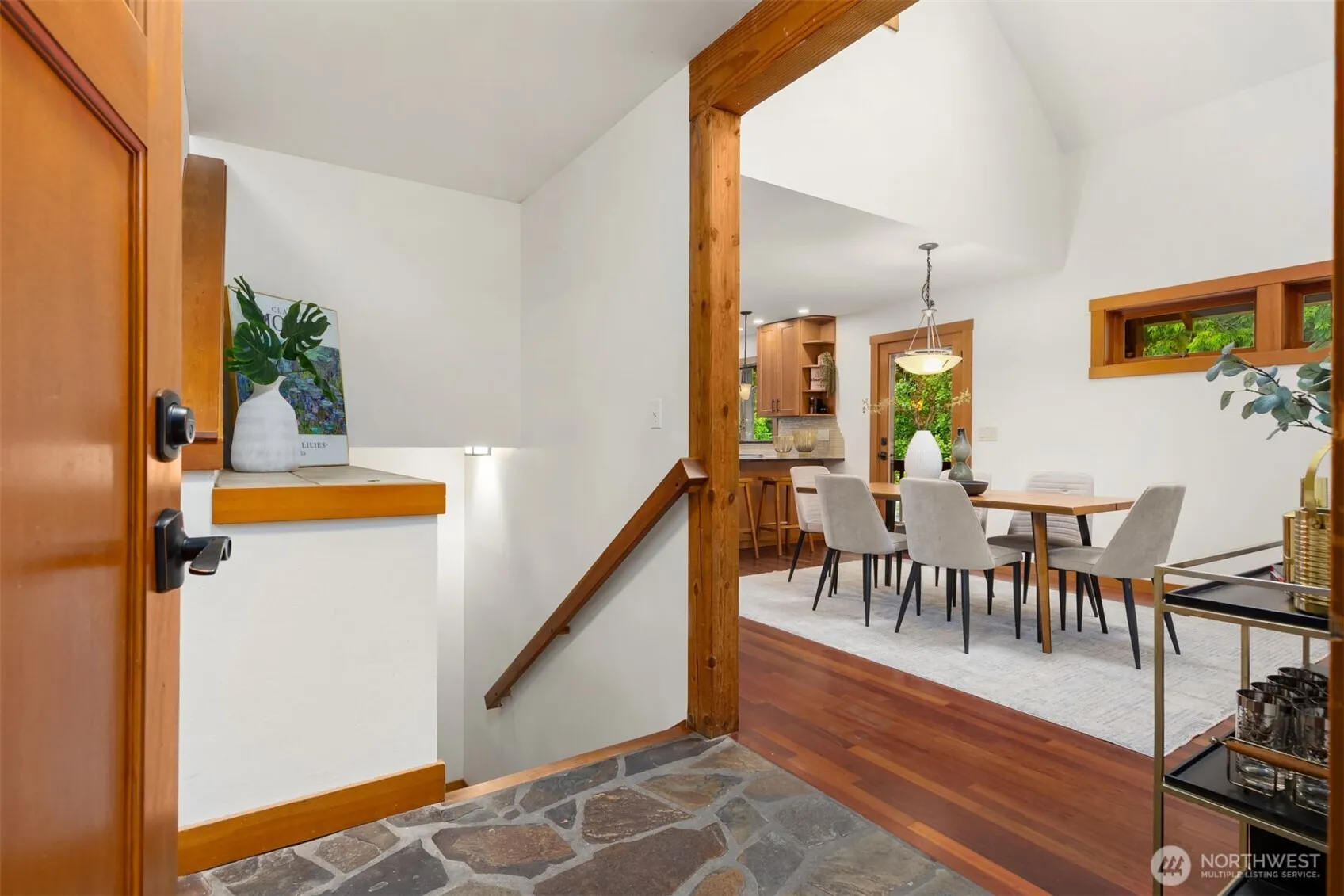 Property photo for 9641 Mandus Olson Road Ne, Bainbridge Island photo 3