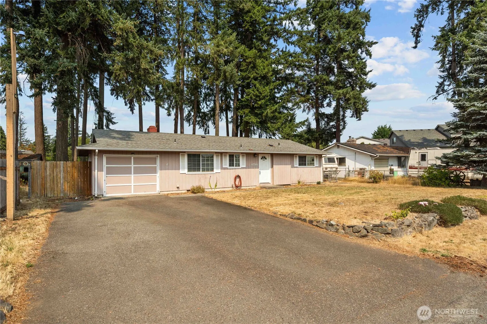 Property photo for 1211 196th Street E, Spanaway photo 3