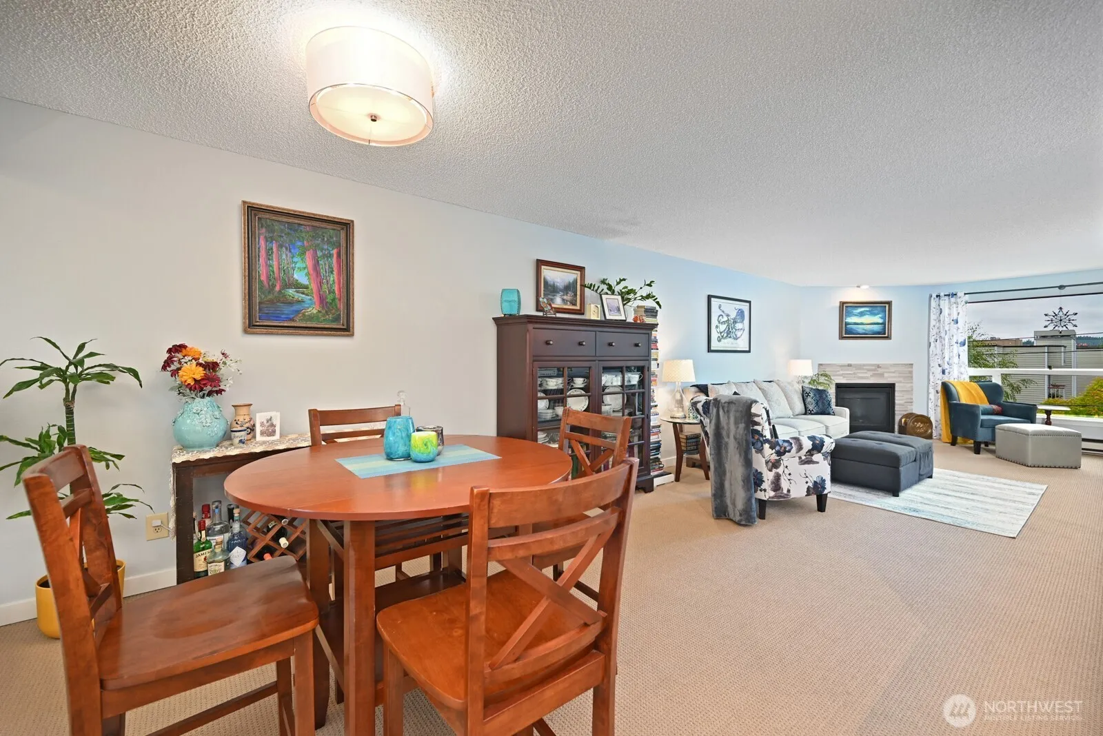 Property photo for 9416 1st Avenue Ne ##419, Seattle photo 2