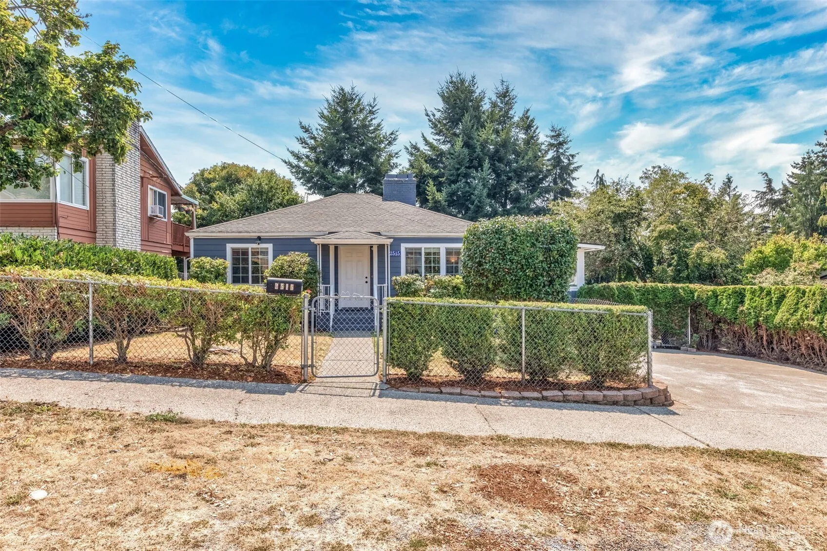 Property photo for 2515 S Willow Street, Seattle