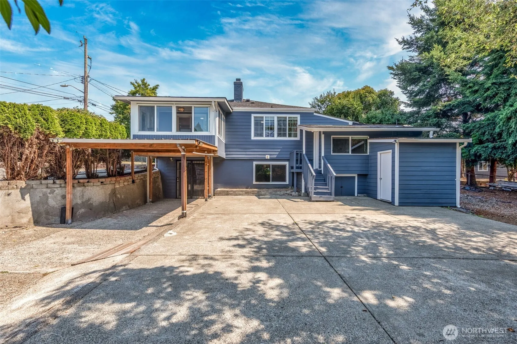 Property photo for 2515 S Willow Street, Seattle photo 2