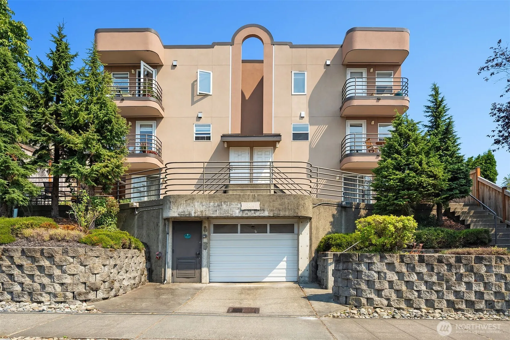 Property photo for 3216 14th Avenue W #202, Seattle