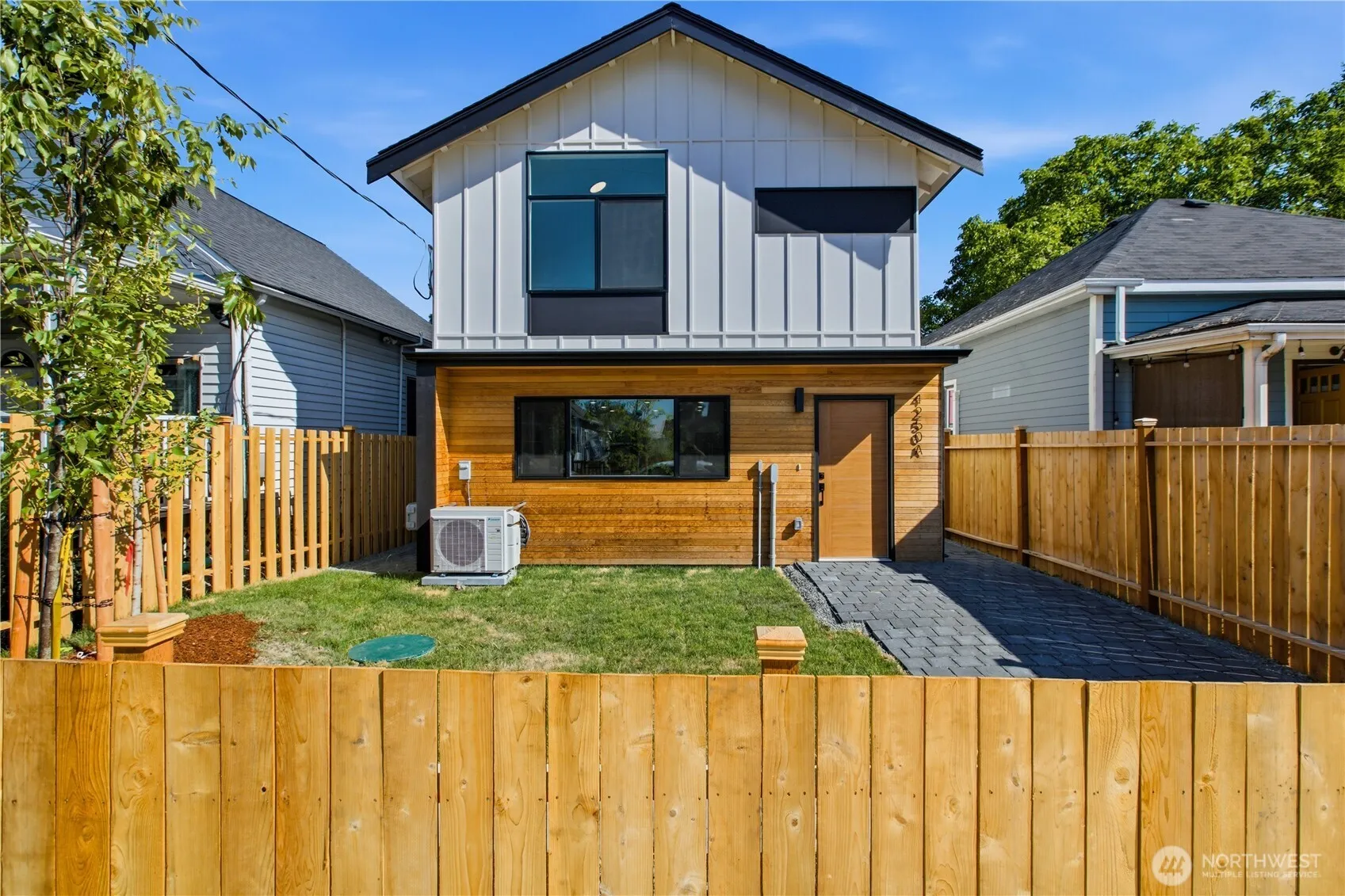 Property photo for 4250 S Juneau Street #a, Seattle photo 2