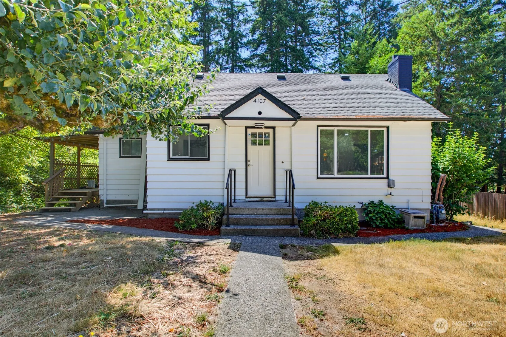 Property photo for 4107 Madrona Drive Se, Port Orchard photo 2