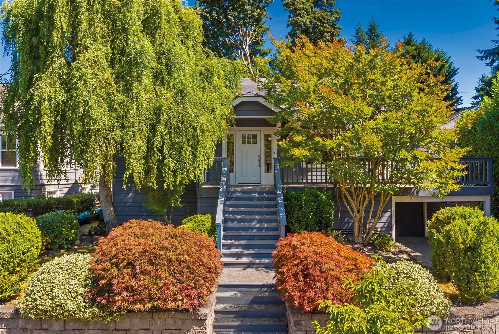 Property photo for 2568 28th Avenue W, Seattle