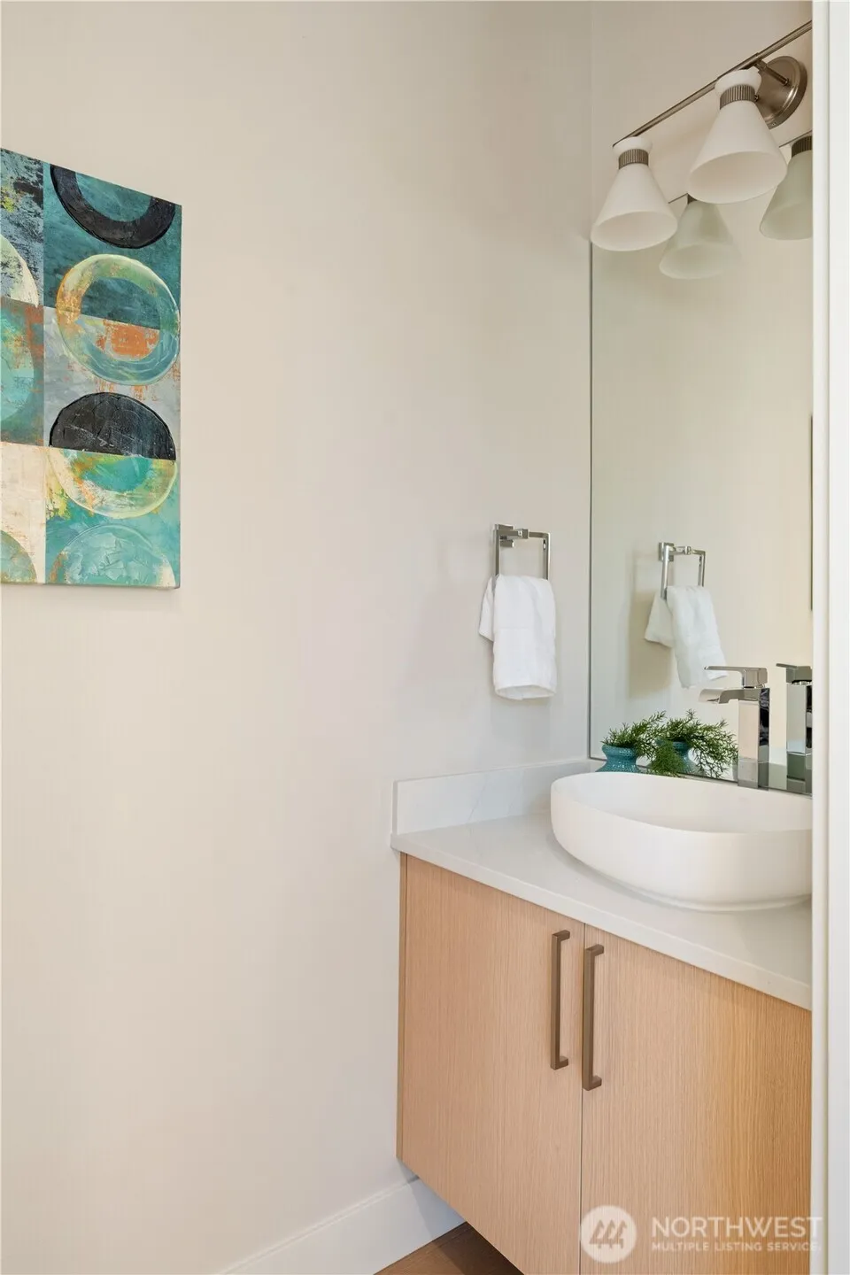 Property photo for 8229 Ne 128th Street, Kirkland photo 4