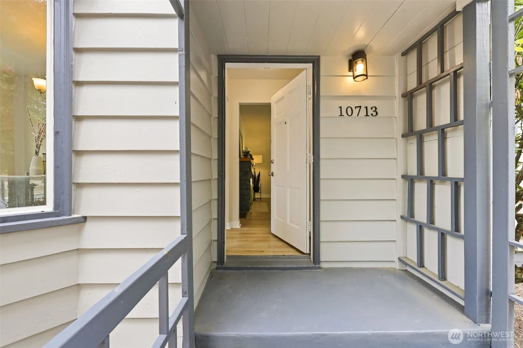 Property photo for 10713 15th Avenue Ne, Seattle photo 5