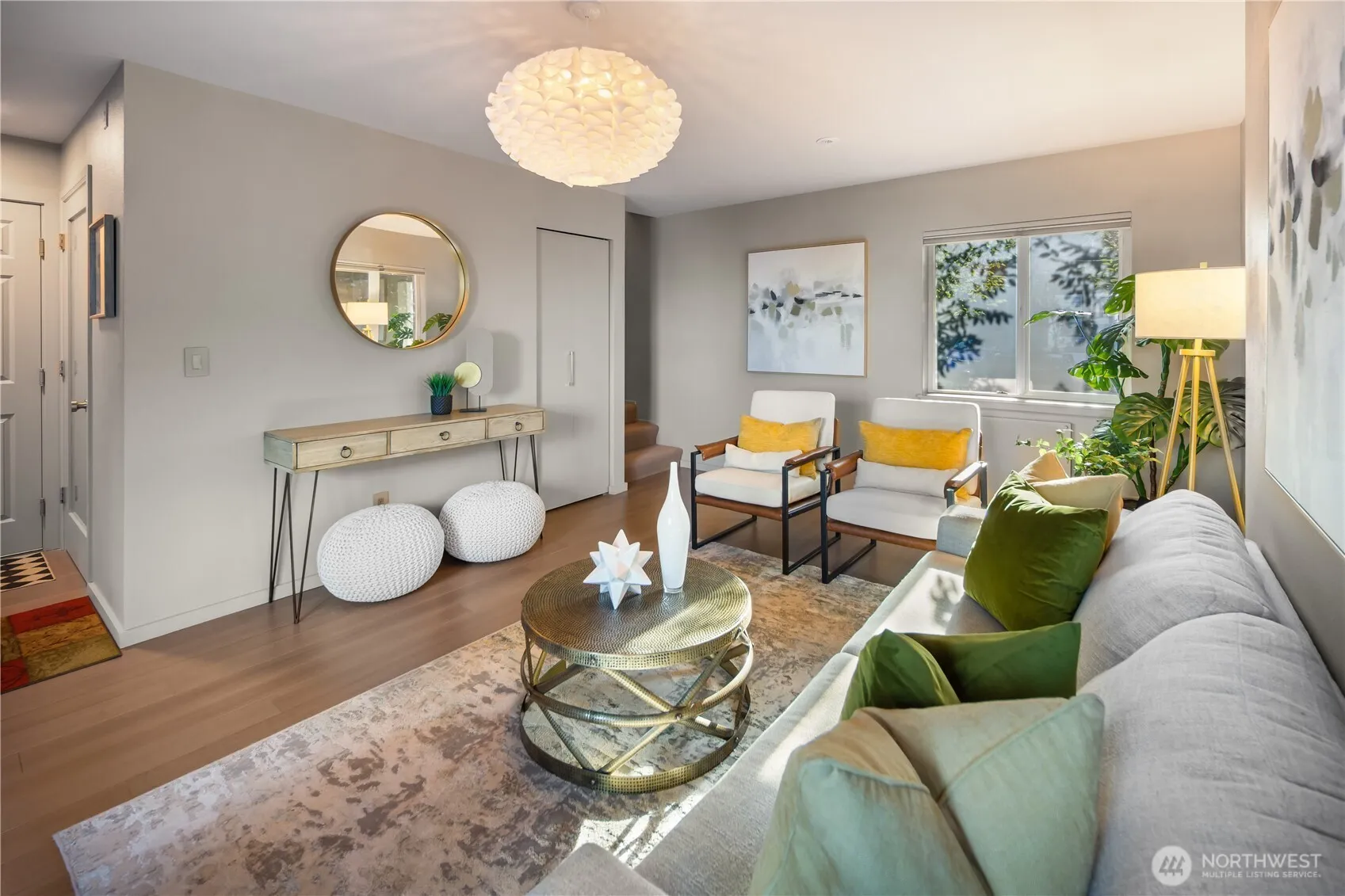 Property photo for 2419 8th Avenue N #403, Seattle photo 4