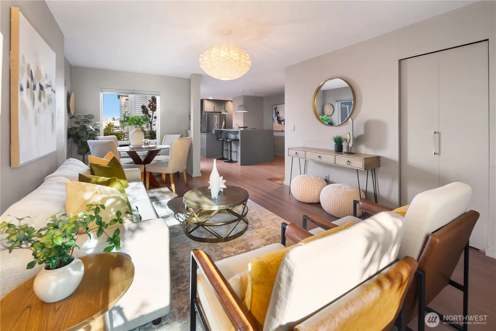Property photo for 2419 8th Avenue N #403, Seattle photo 5