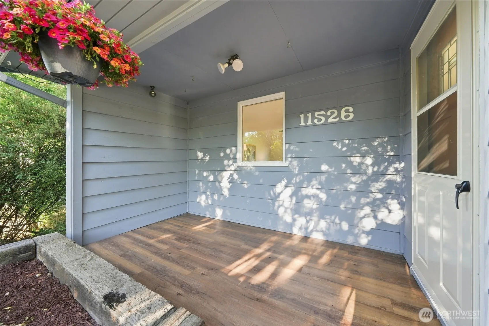 Property photo for 11526 3rd Avenue Ne, Seattle photo 5