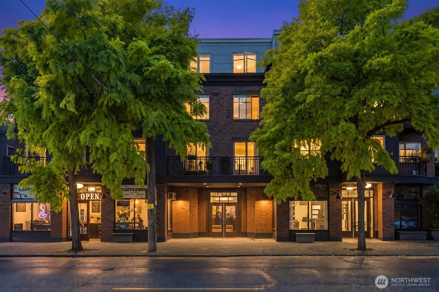 Property photo for 1909 10th Avenue W #206, Seattle