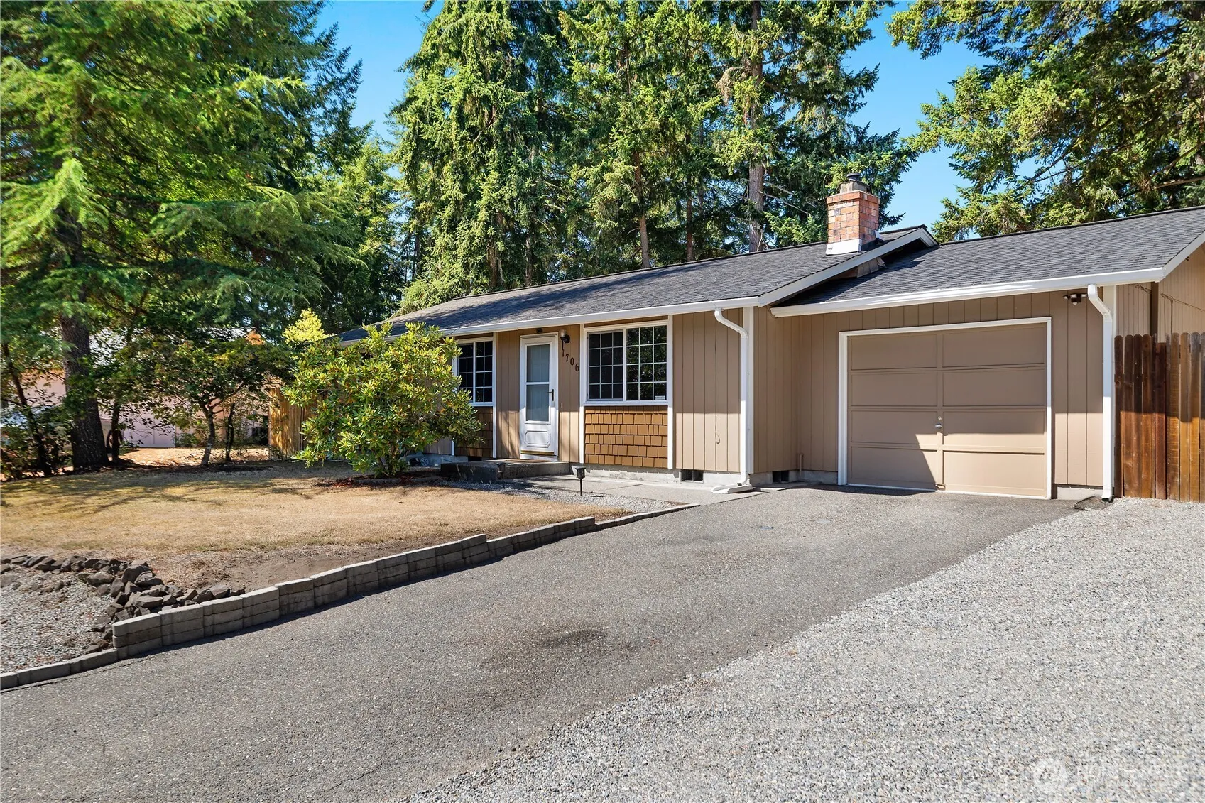 Property photo for 1706 Foxfire Drive Se, Olympia