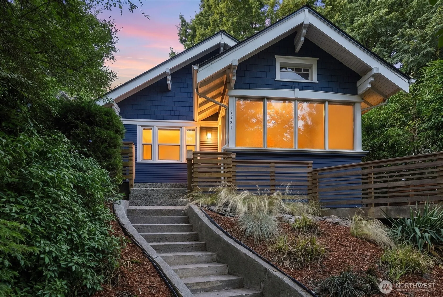 Property photo for 1731 Lake Washington Boulevard S, Seattle photo 2
