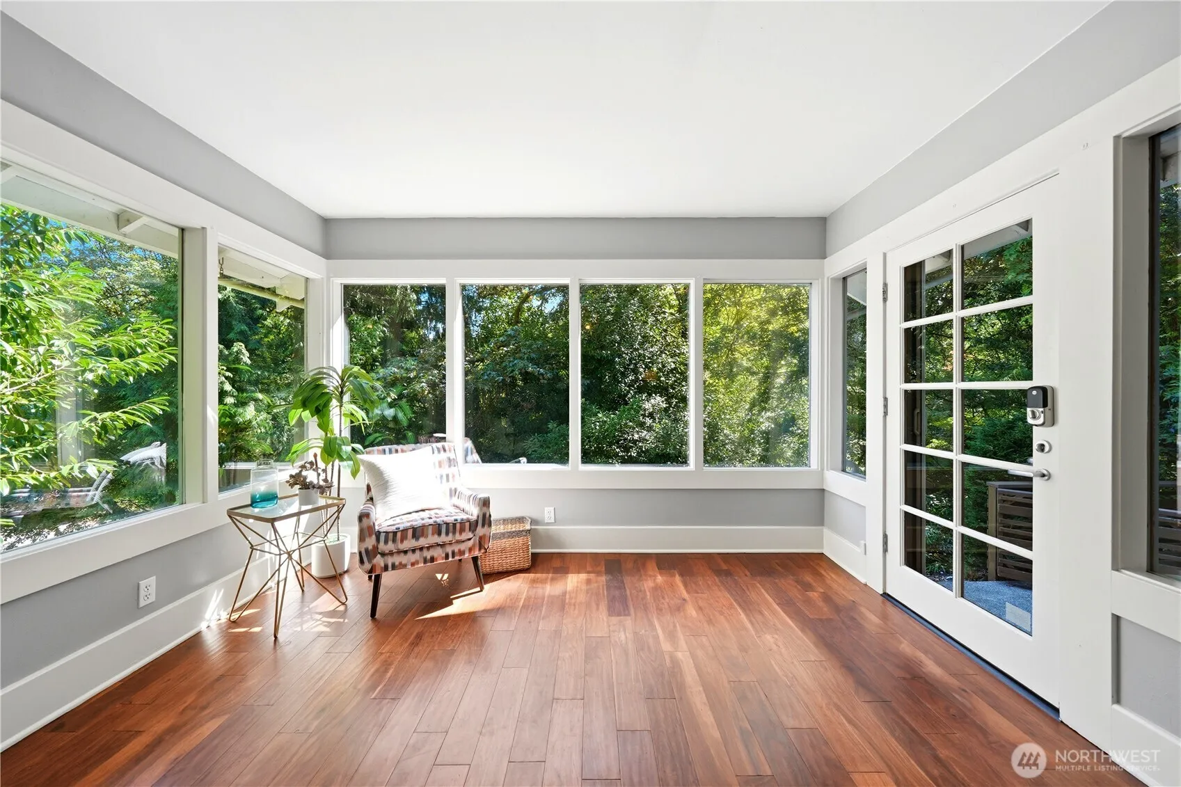 Property photo for 1731 Lake Washington Boulevard S, Seattle photo 5