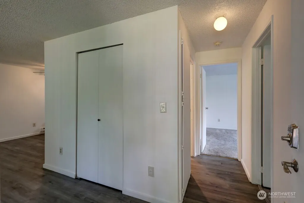 Property photo for 506 S 323rd Place #9g, Federal Way photo 2
