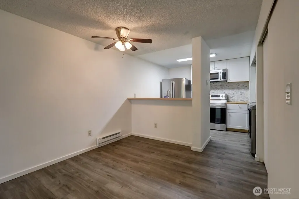 Property photo for 506 S 323rd Place #9g, Federal Way photo 5