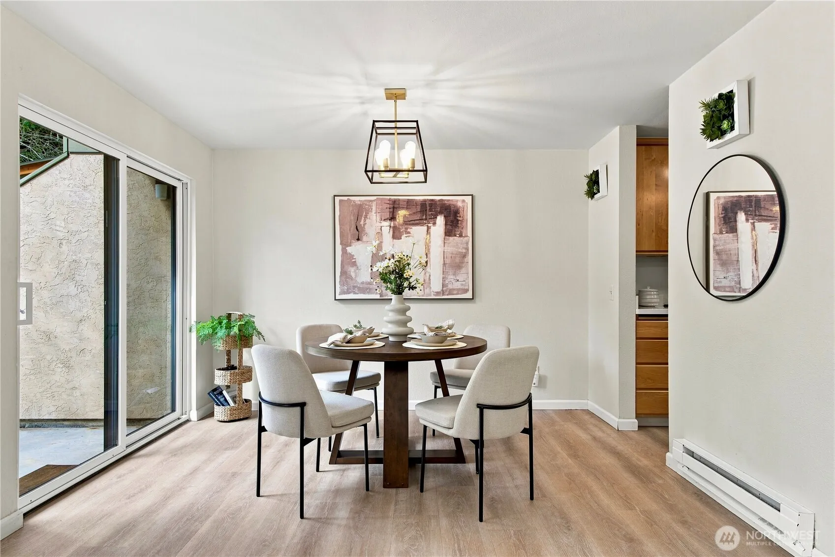 Property photo for 10017 Ne 138th Place #b4, Kirkland photo 4