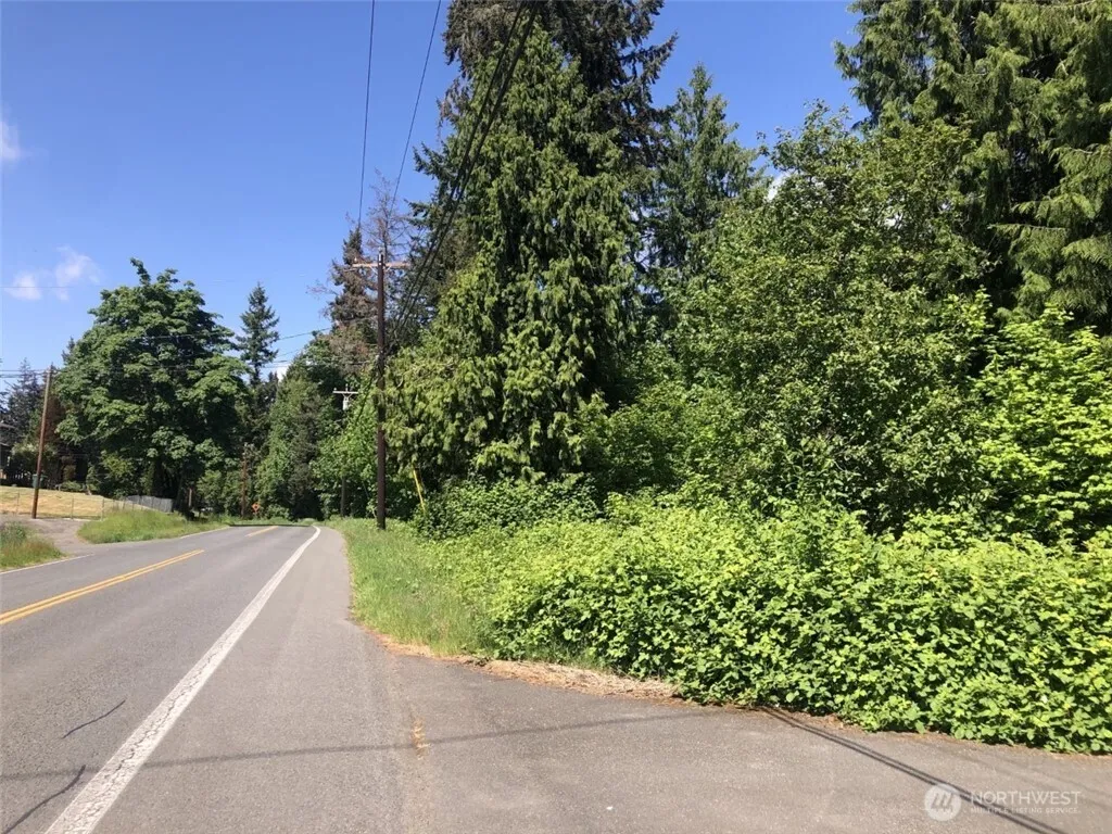 Property photo for 212 Xx Cypress Way, Lynnwood photo 3
