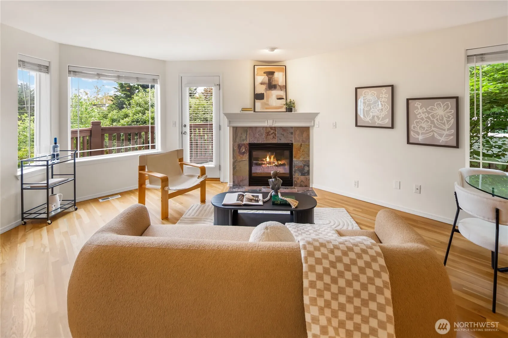 Property photo for 2038 Franklin Avenue E, Seattle photo 4
