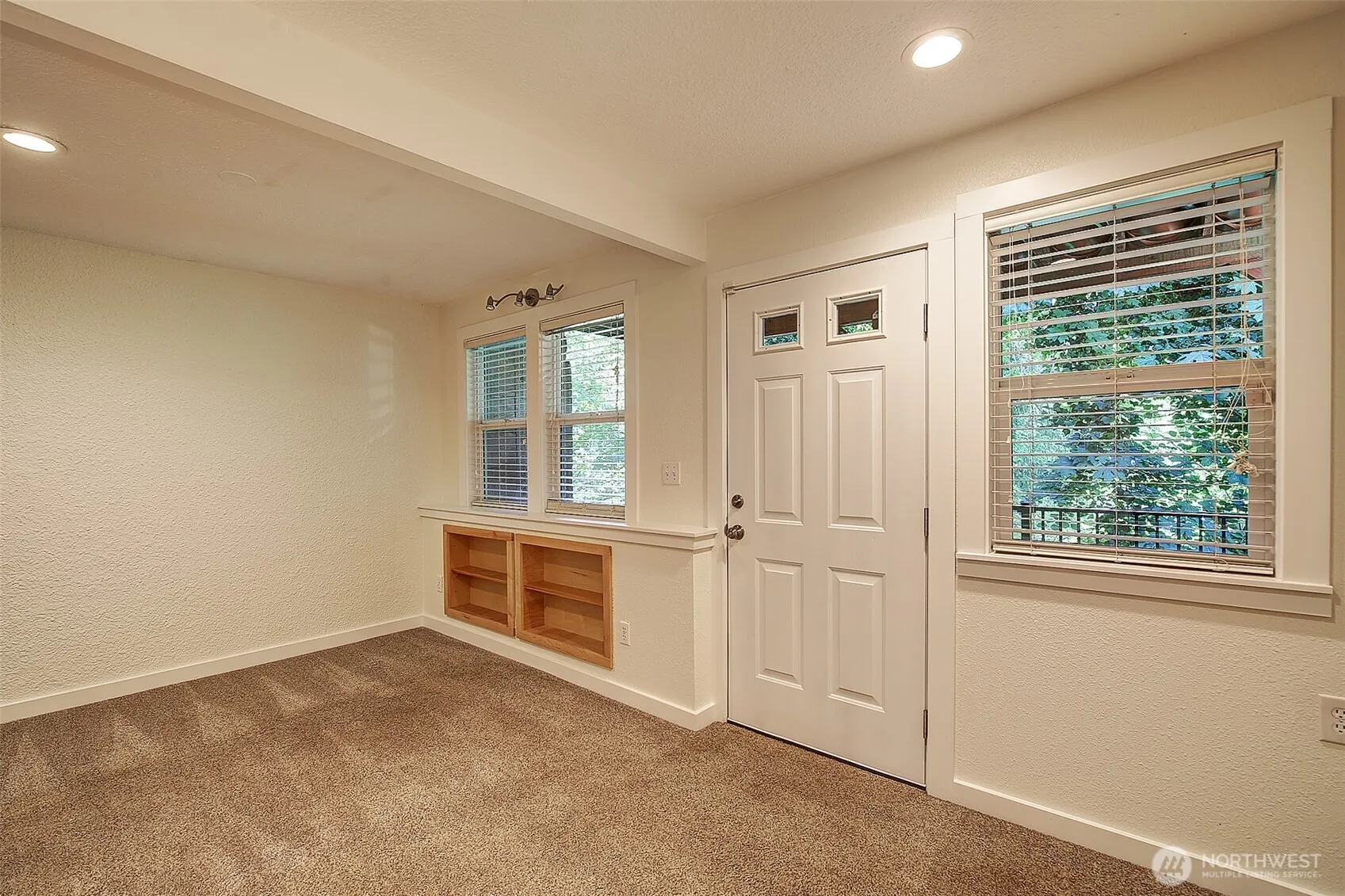 Property photo for 21654 98th Avenue S, Kent photo 4