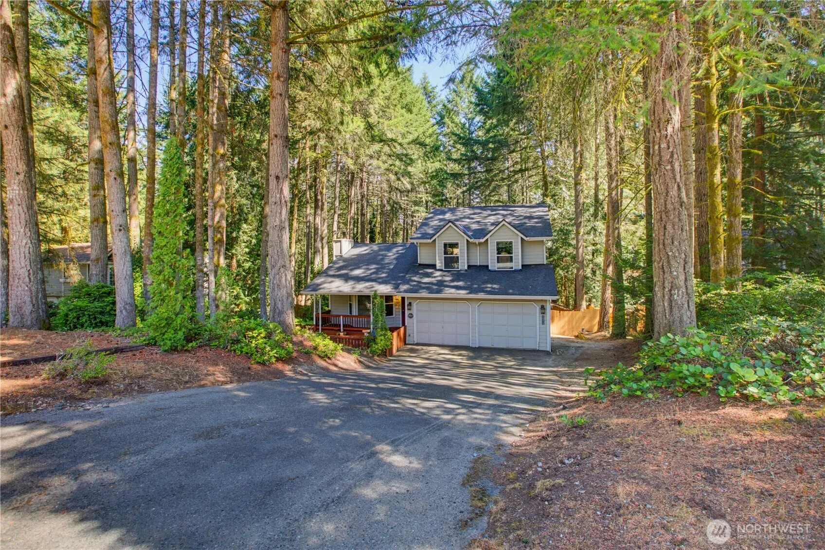 Property photo for 10015 Jimi Place Sw, Port Orchard photo 2