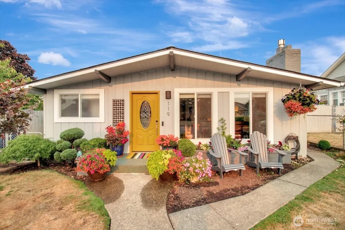 Property photo for 119 S Dunham Avenue, Arlington