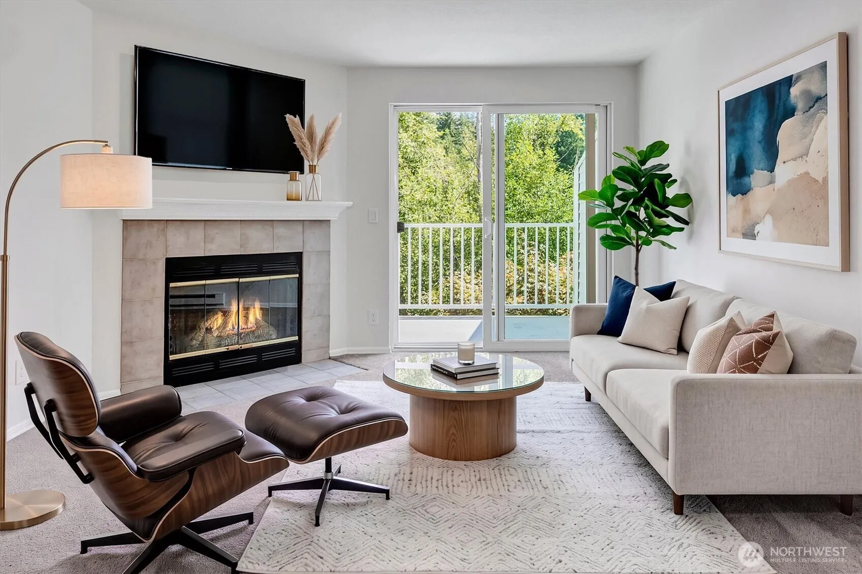 Property photo for 12740 Ne 10th Place #e305, Bellevue photo 3