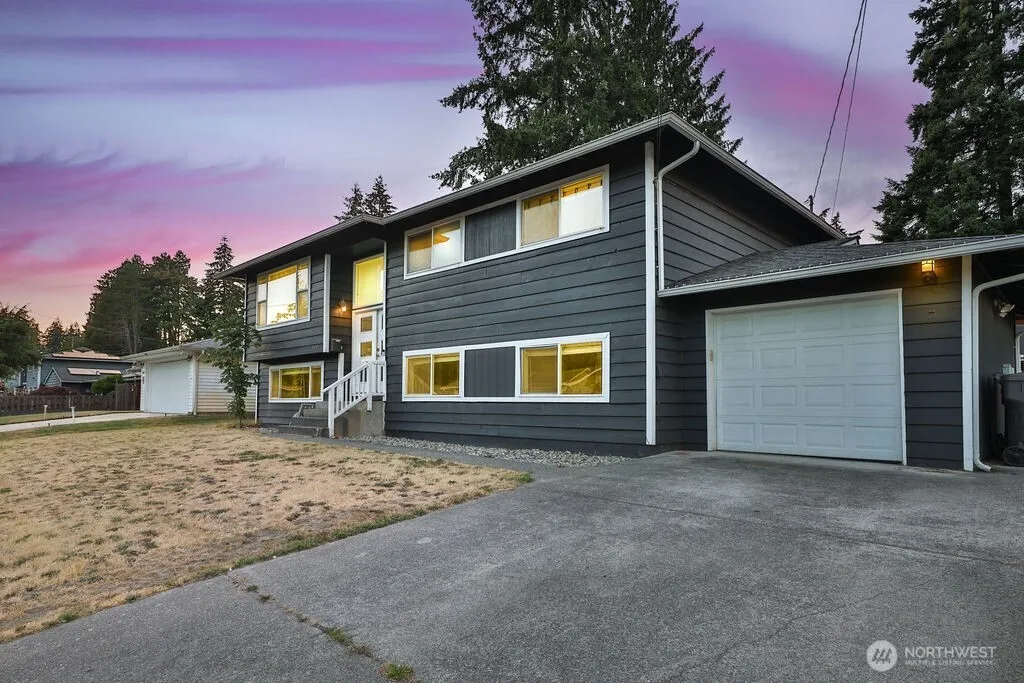 Property photo for 4601 238th Place Sw, Mountlake Terrace