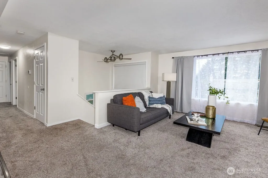 Property photo for 4601 238th Place Sw, Mountlake Terrace photo 4