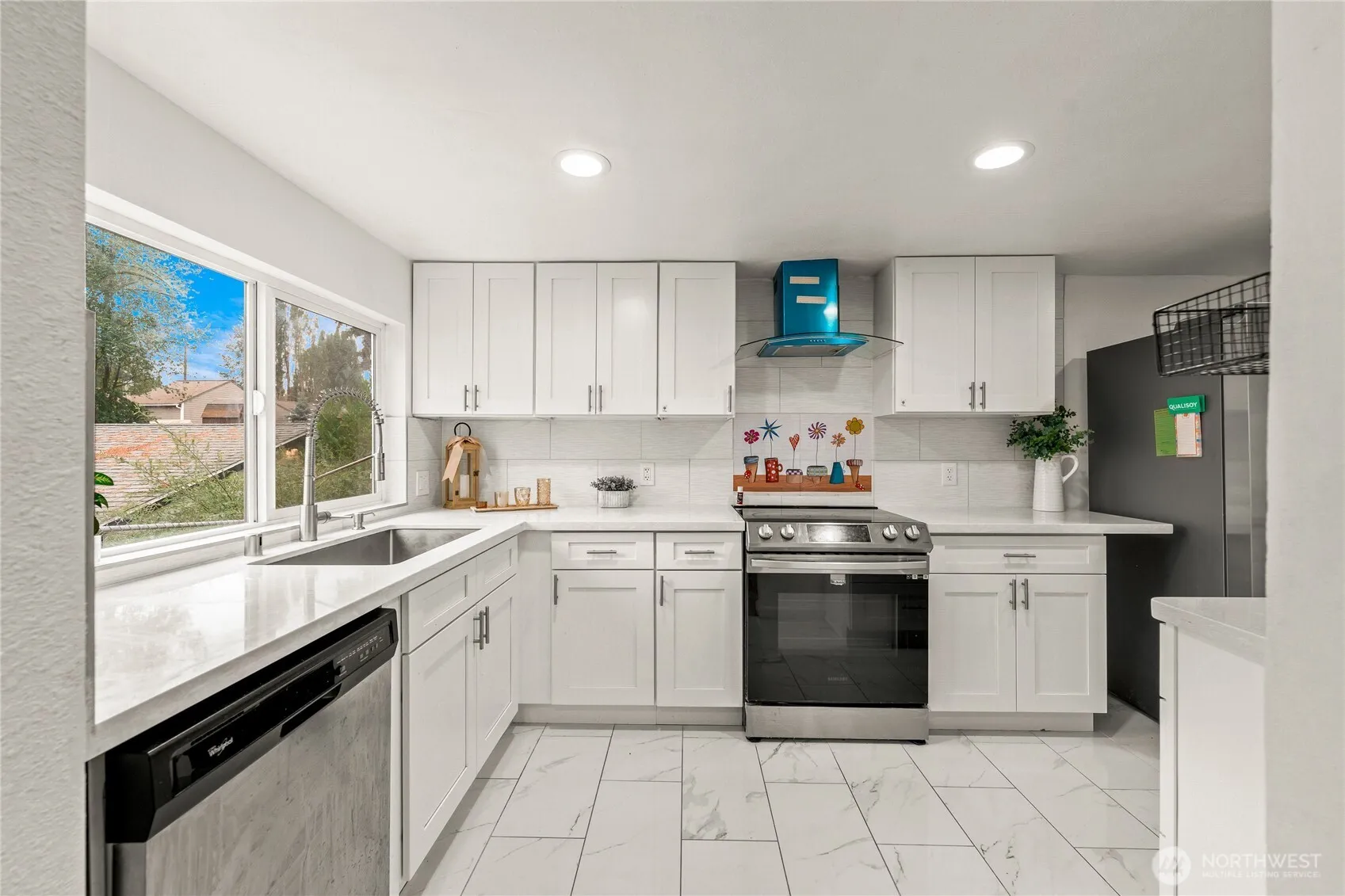 Property photo for 819 Sw 134th Street Sw, Burien photo 4