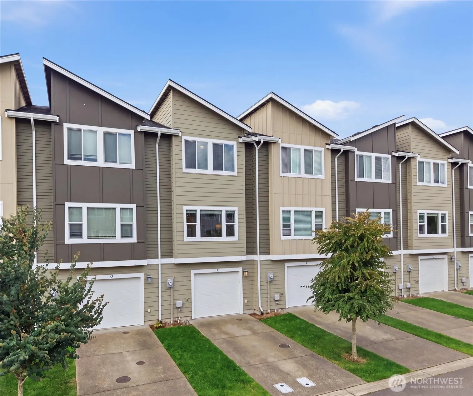 Property photo for 17416 118th Ave Court E #f, Puyallup photo 2