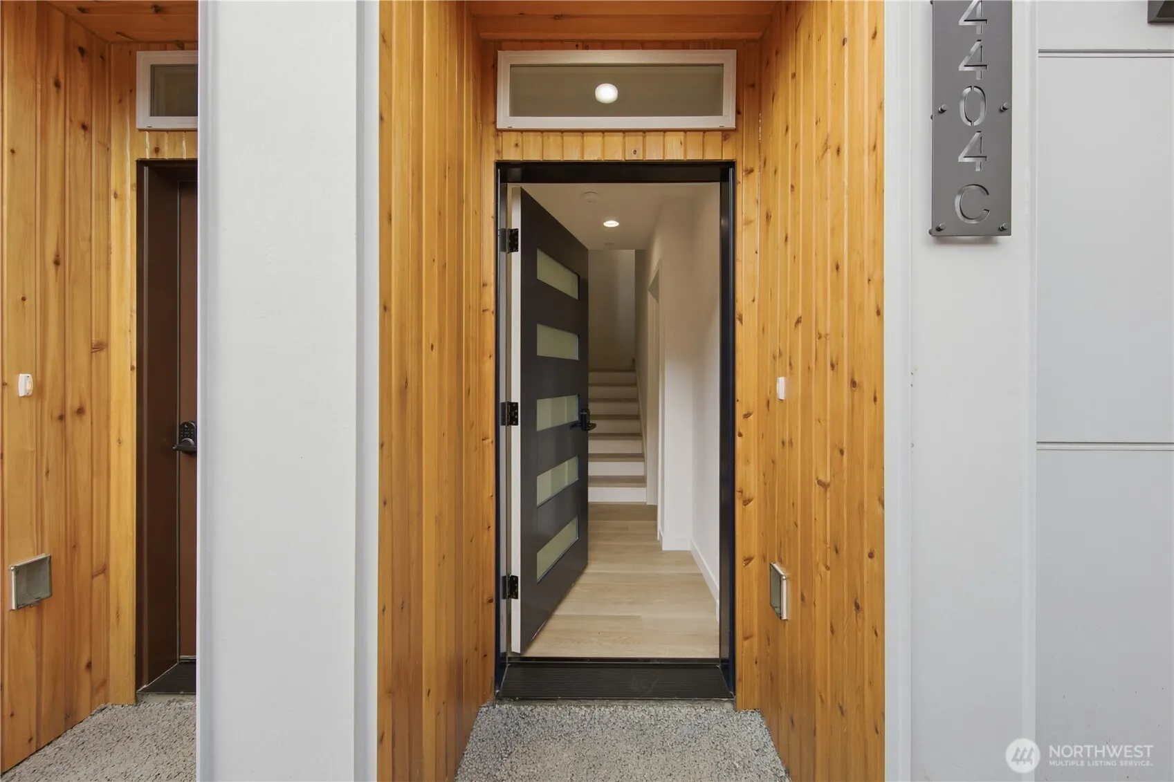 Property photo for 4404 S Othello Street #c, Seattle photo 3