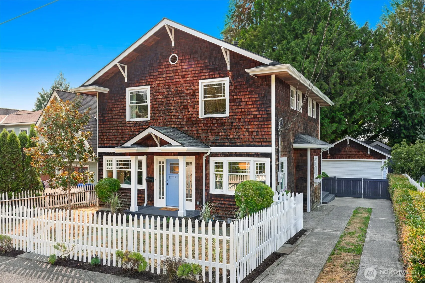Property photo for 9207 47th Avenue Sw, Seattle