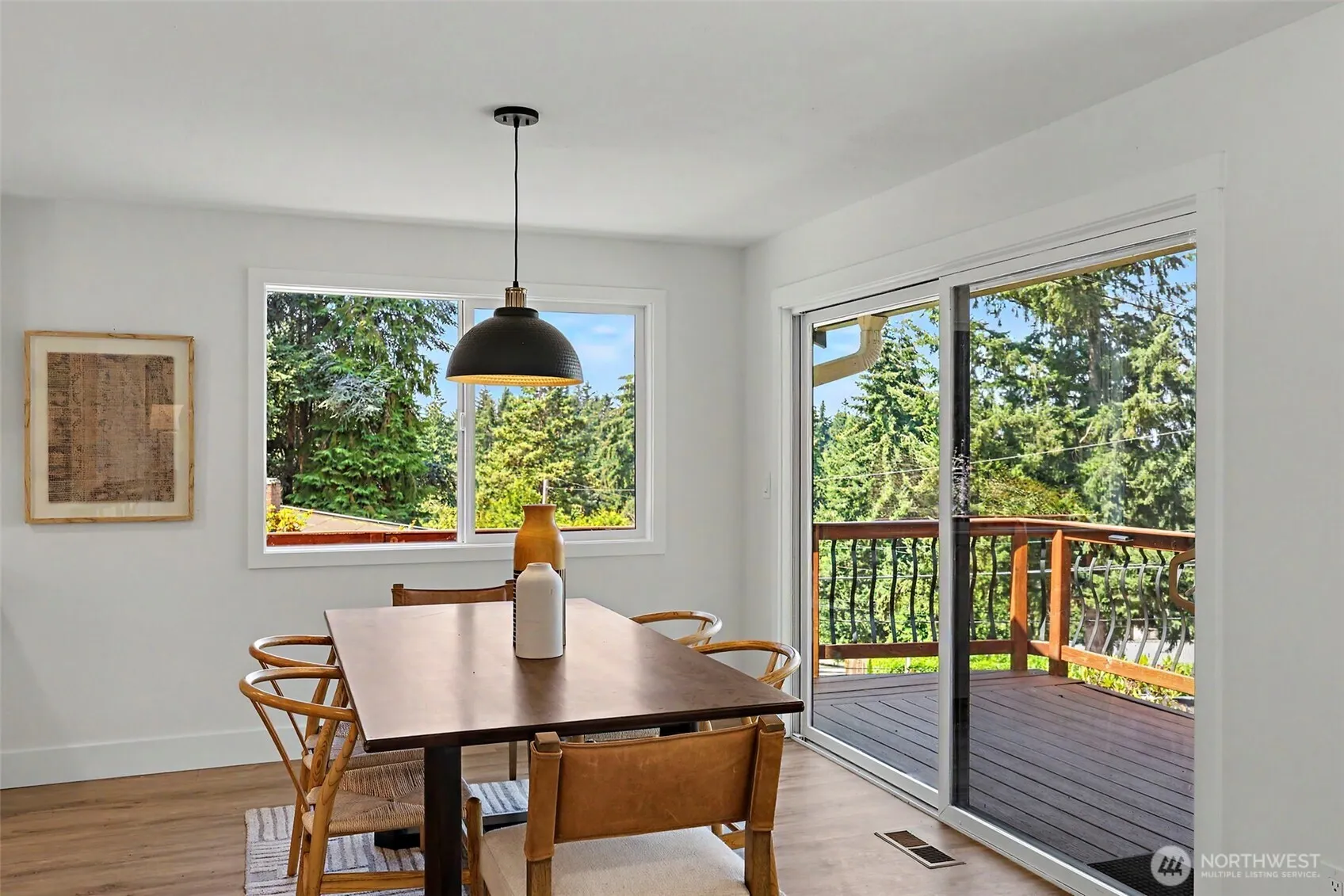 Property photo for 7017 Ne 55th Place, Kenmore photo 4