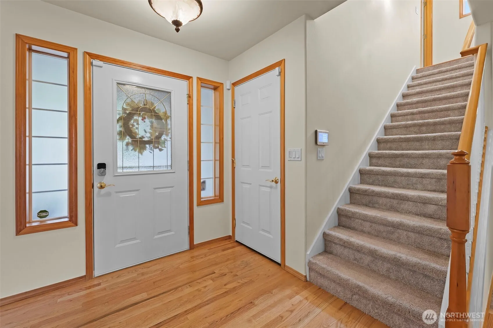 Property photo for 3918 Norpoint Way Ne, Tacoma photo 5