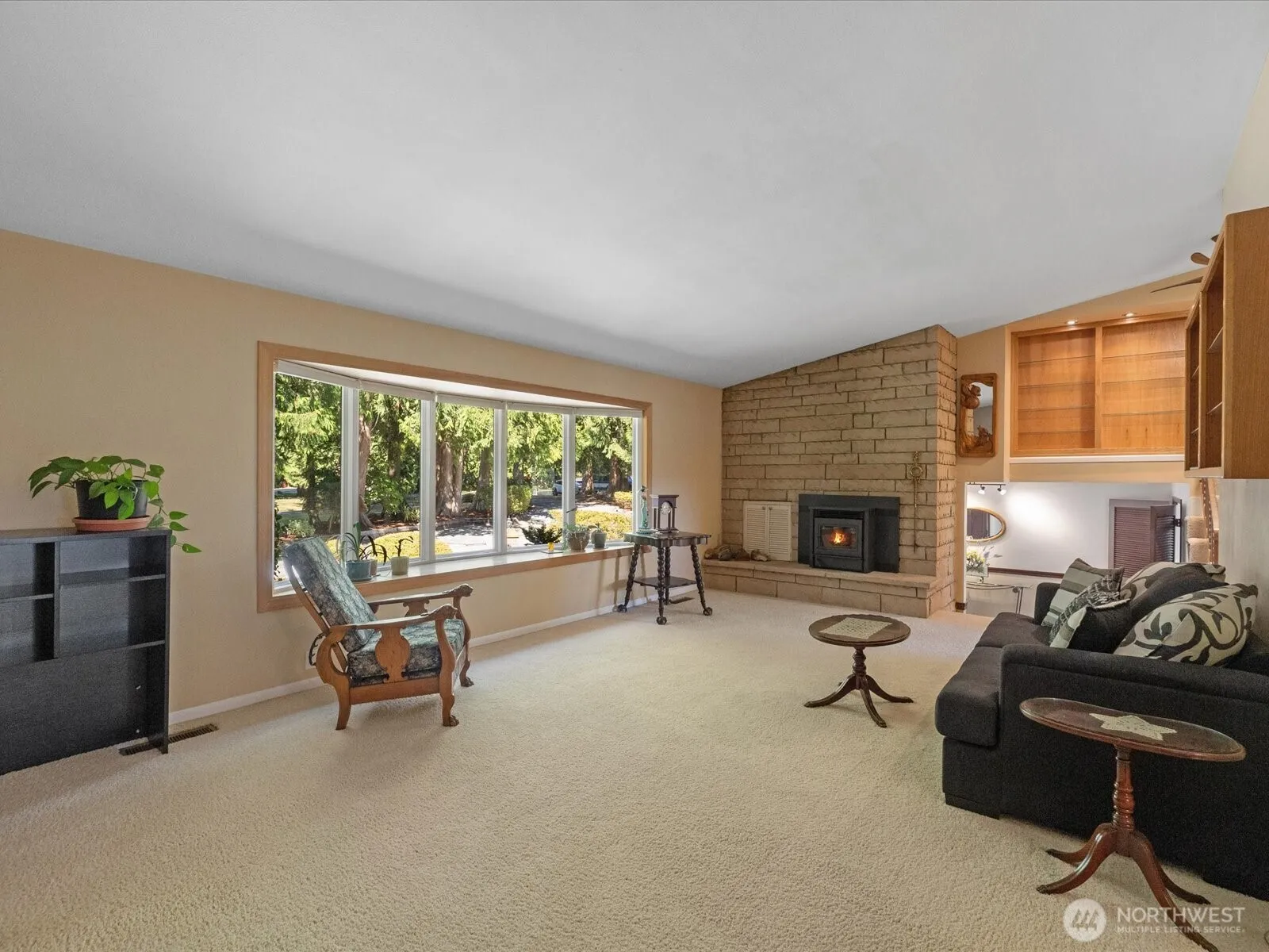 Property photo for 9330 Arlington Heights Rd, Arlington photo 5