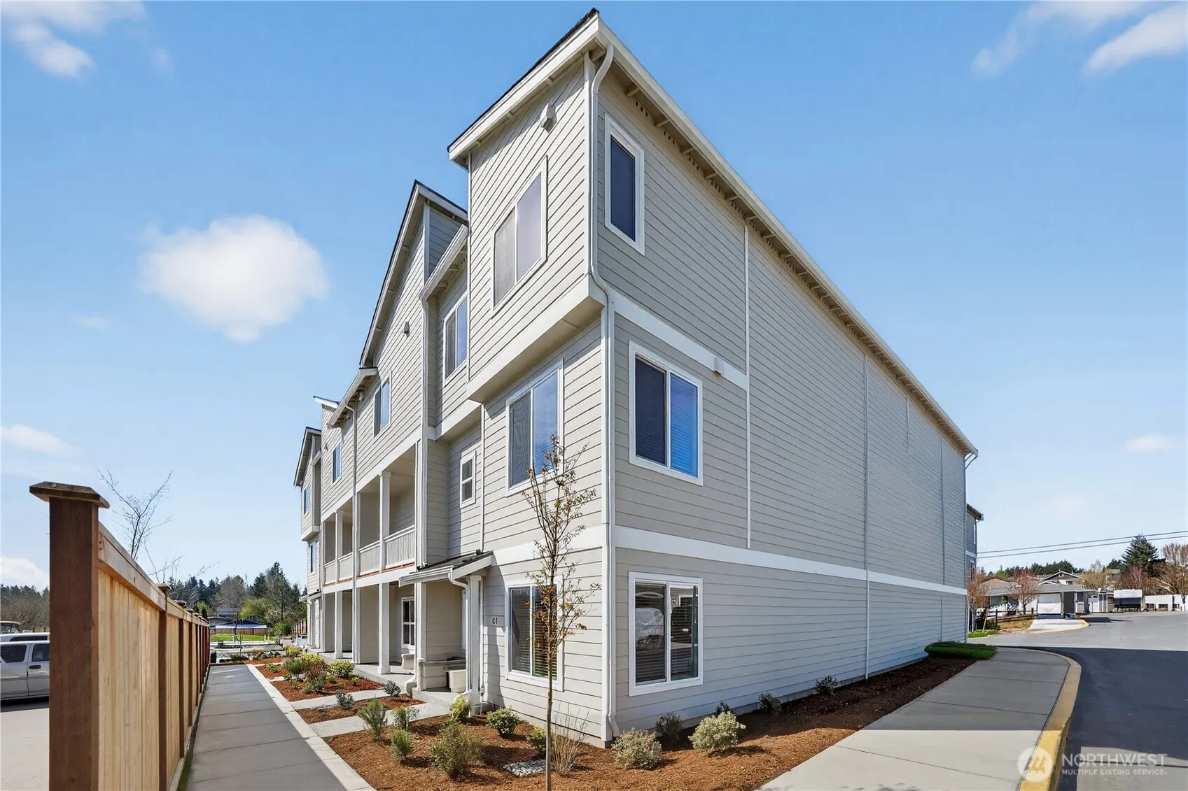 Property photo for 9811 31st Avenue Se #f3, Everett photo 2