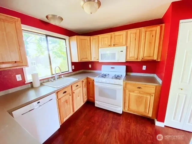 Property photo for 2216 179th Street Se, Bothell photo 2