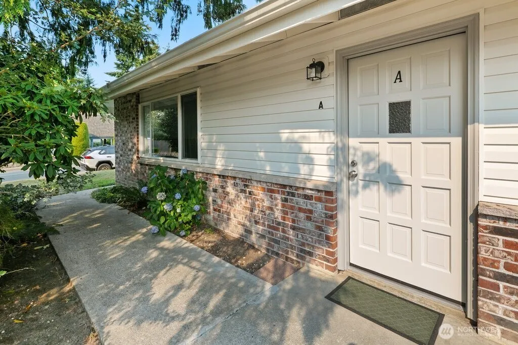 Property photo for 4512 216th Street Sw #12a, Mountlake Terrace