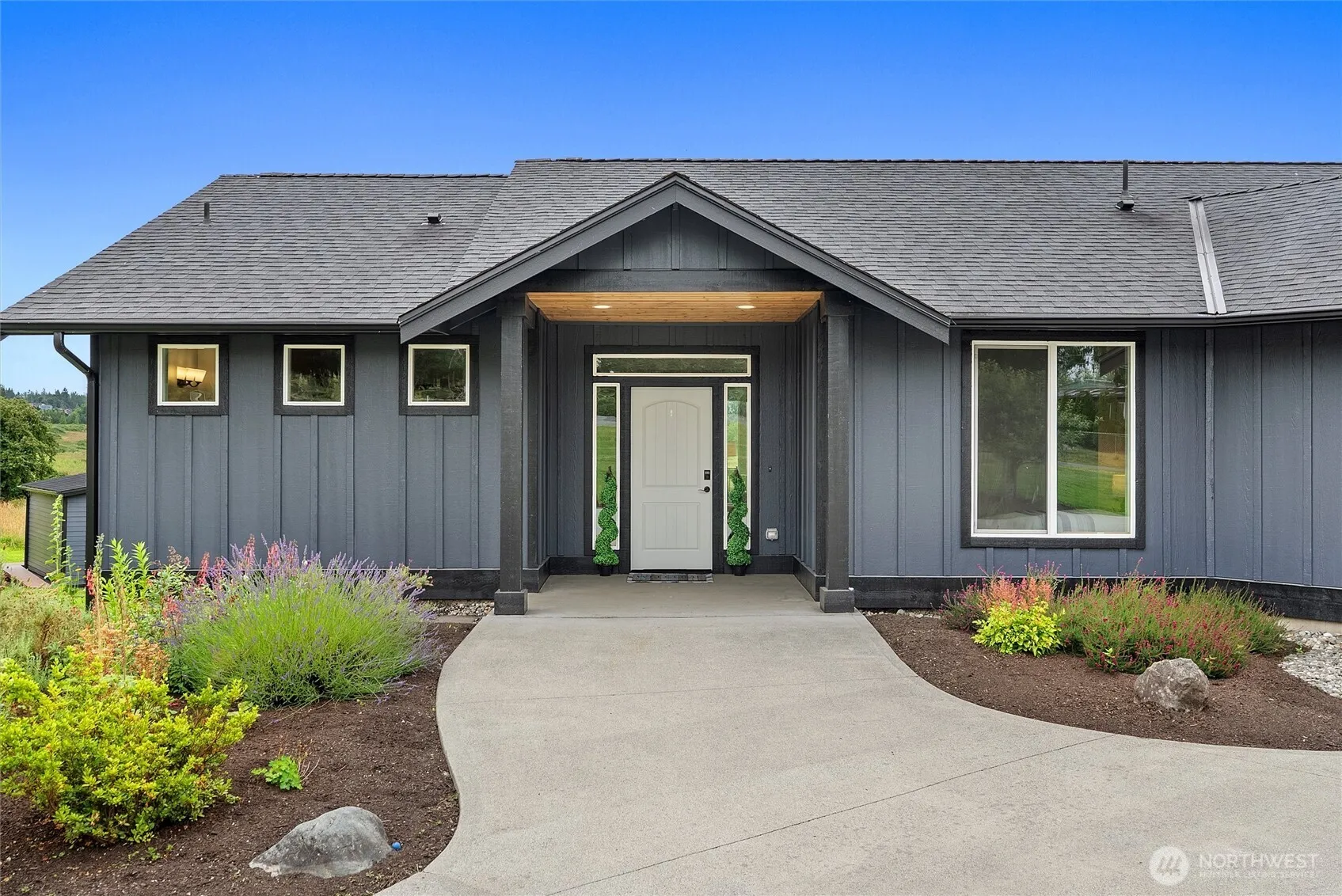 Property photo for 7406 100th Street Ne, Marysville photo 3