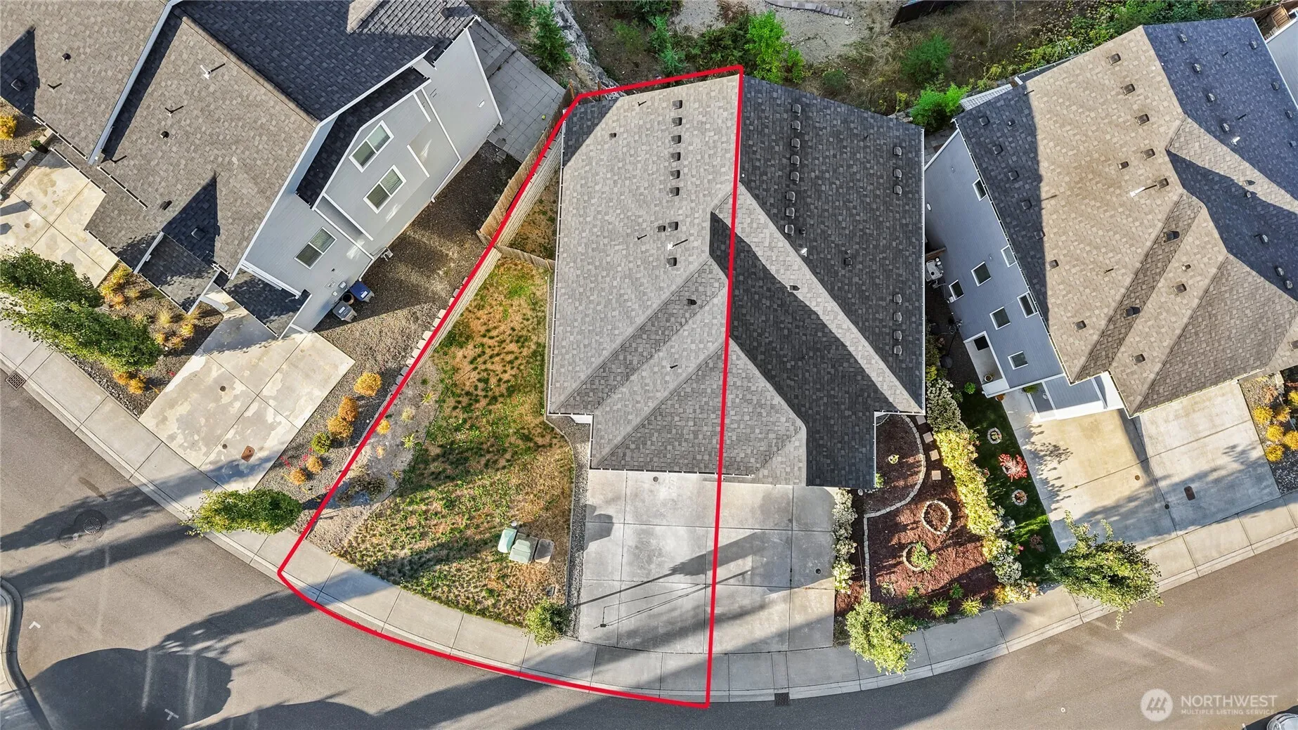 Property photo for 934 Nw Highgarden Drive, Bremerton photo 2