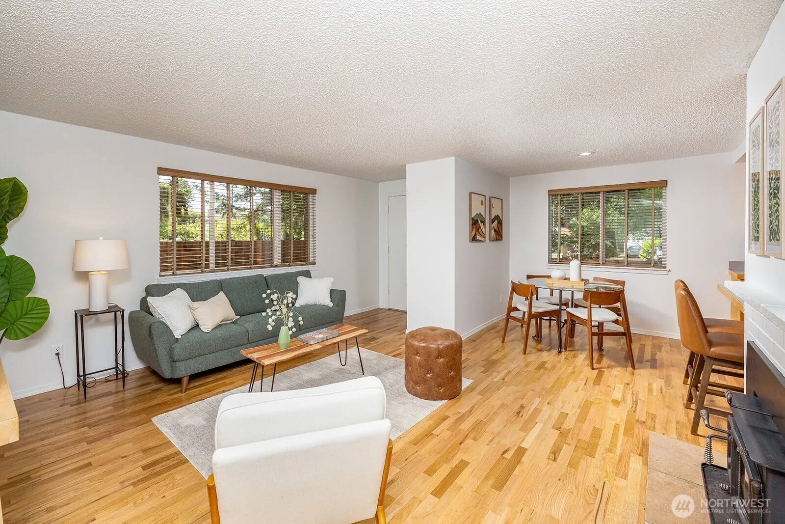 Property photo for 13734 Stone Avenue N, Seattle photo 4