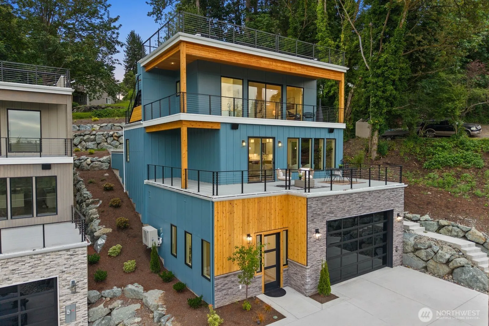 Property photo for 10719 Lake View Drive, Lake Stevens photo 4