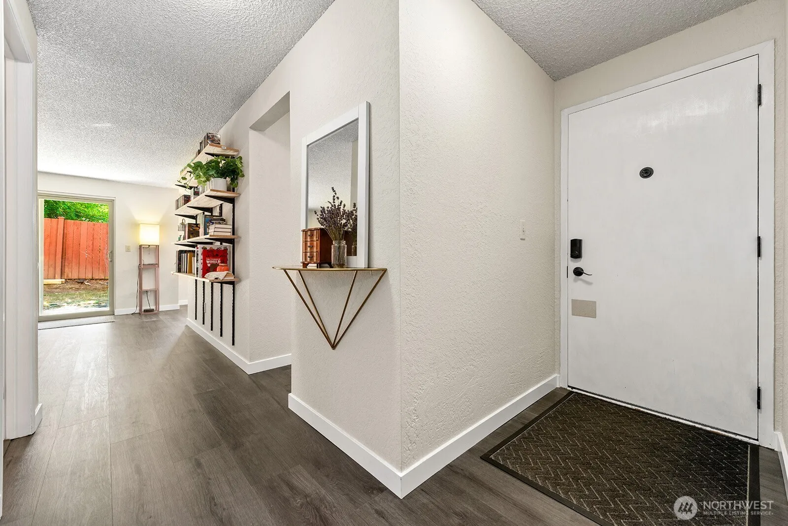 Property photo for 4904 81st Place Sw #105, Mukilteo photo 3