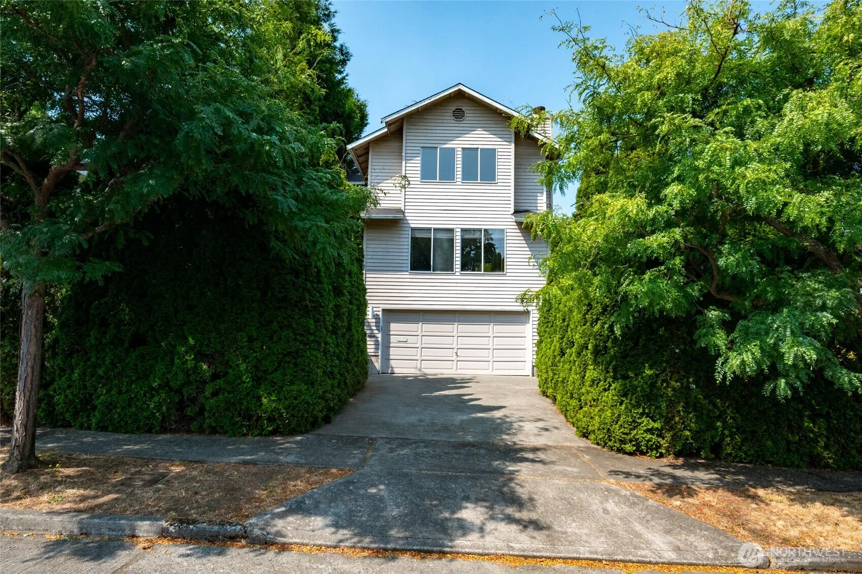 Property photo for 4407 30th Avenue W, Seattle